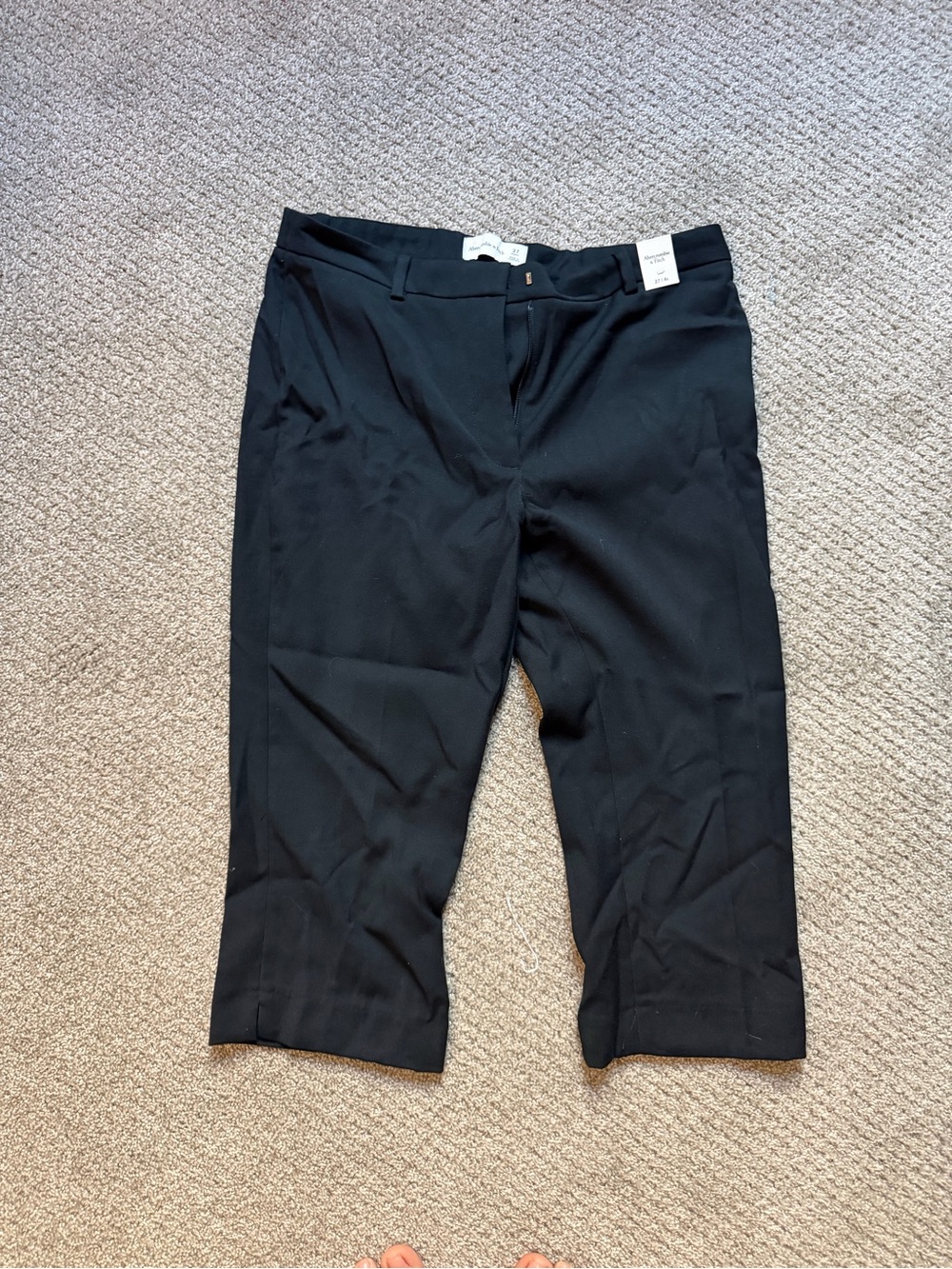 Black Women's Capris A&F